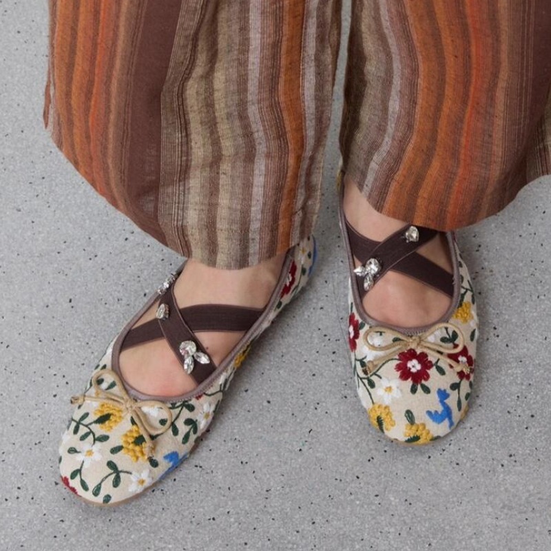 Embroidery Flower Ballet Flats – Embroidery Designer Bewertung und Preis