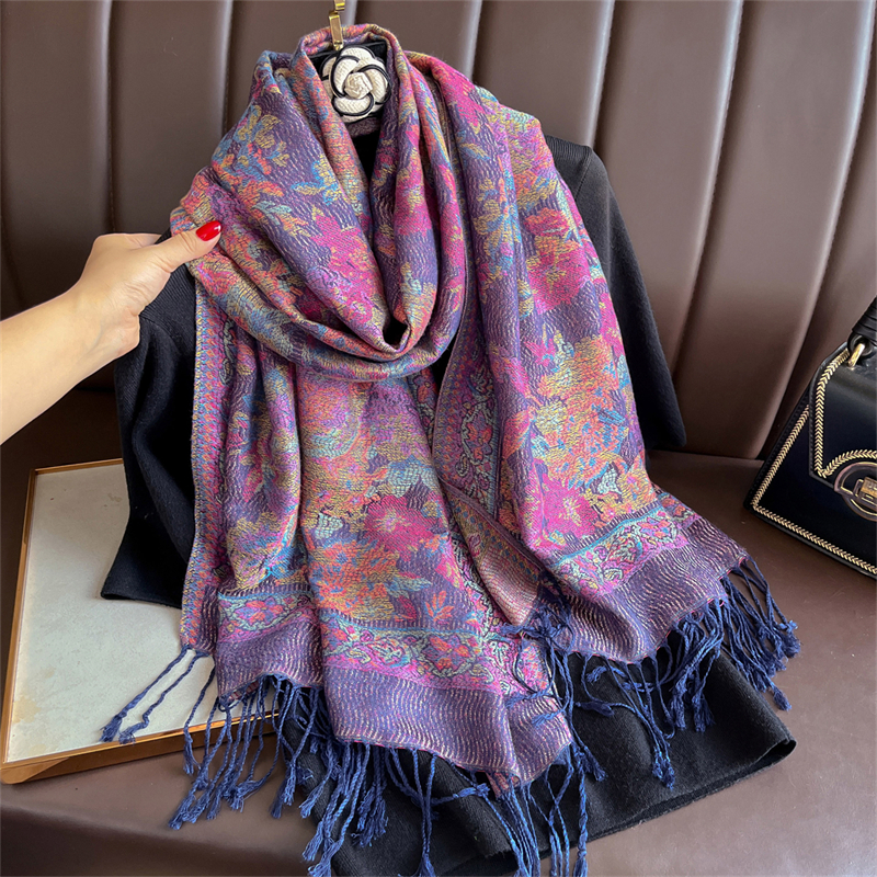Luxury Embroidery Cashmere Win – Embroidery Hijab Bewertung und Preis