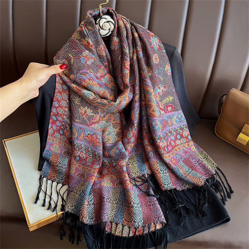 Luxury Embroidery Cashmere Win – Embroidery Hijab Bewertung und Preis