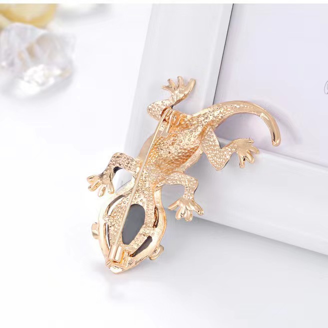 Diamond studded glass gecko br – Embroidery Fish Bewertung und Preis