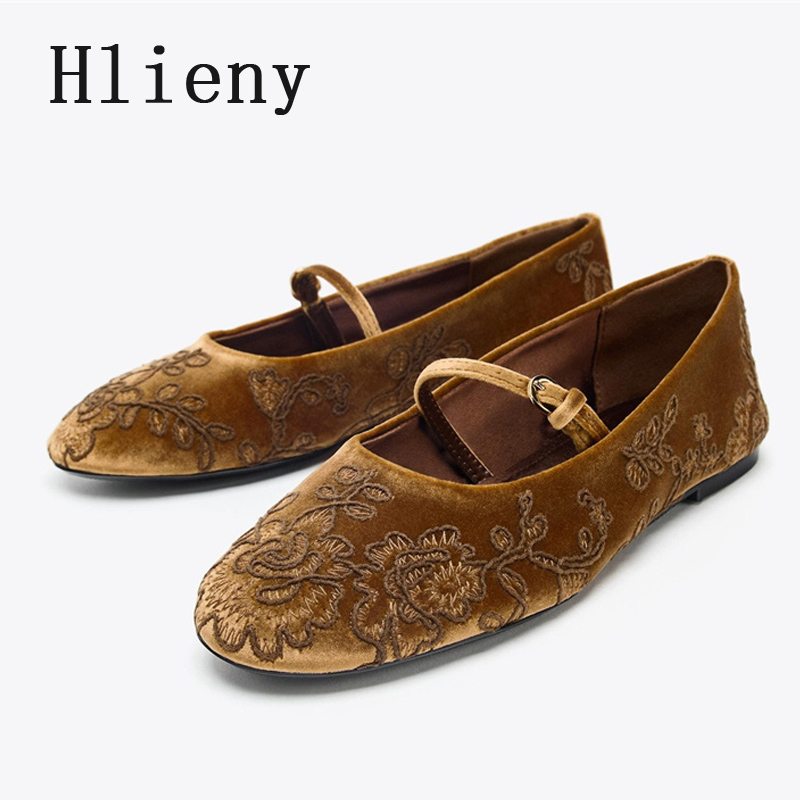 Hlieny 2026 Summer Women Mary  – Embroidery Designer Bewertung und Preis