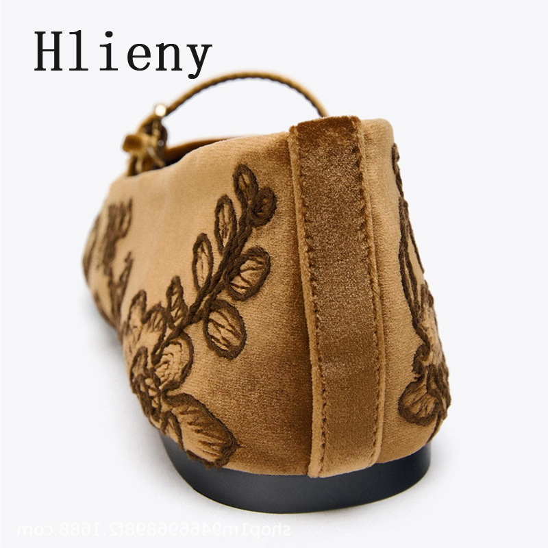 Hlieny 2026 Summer Women Mary  – Embroidery Designer Bewertung und Preis