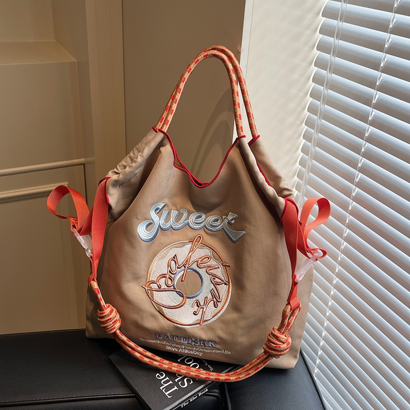 2025 Spring Hot Sale Exquisite – Embroidery Fish Bewertung und Preis