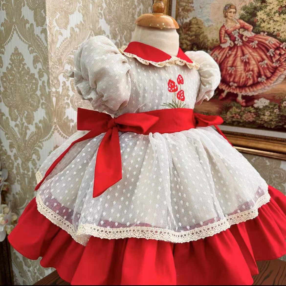 Baby Girl Summer Strawberry Em – Embroidery Net Dress Bewertung und Preis