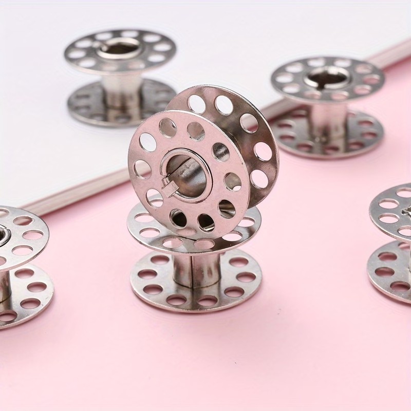 94Pcs Rustproof Metal Bobbins, – Embroidery Tools Bewertung und Preis