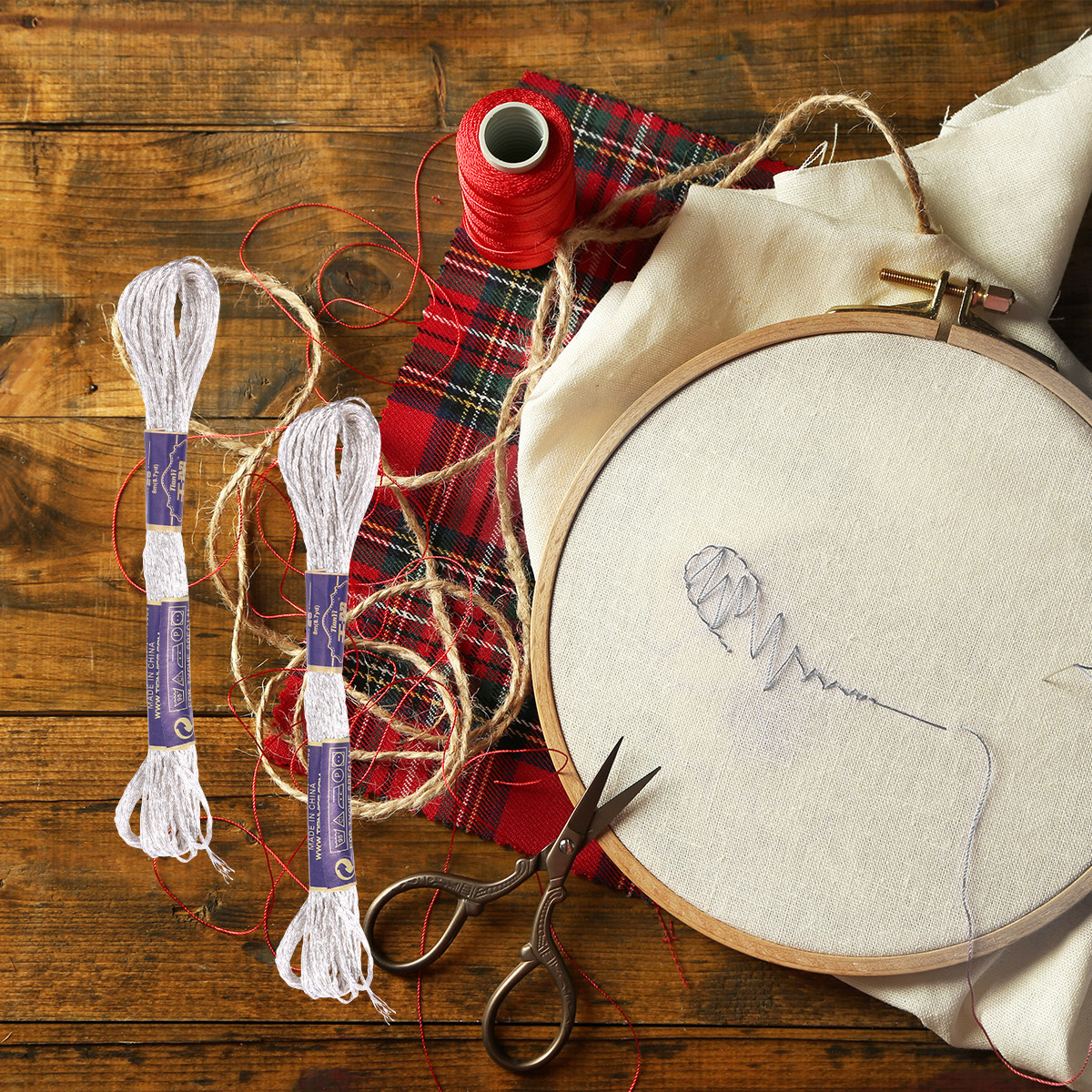 12Pcs Metallic Sewing Thread S – Embroidery Kit Bewertung und Preis